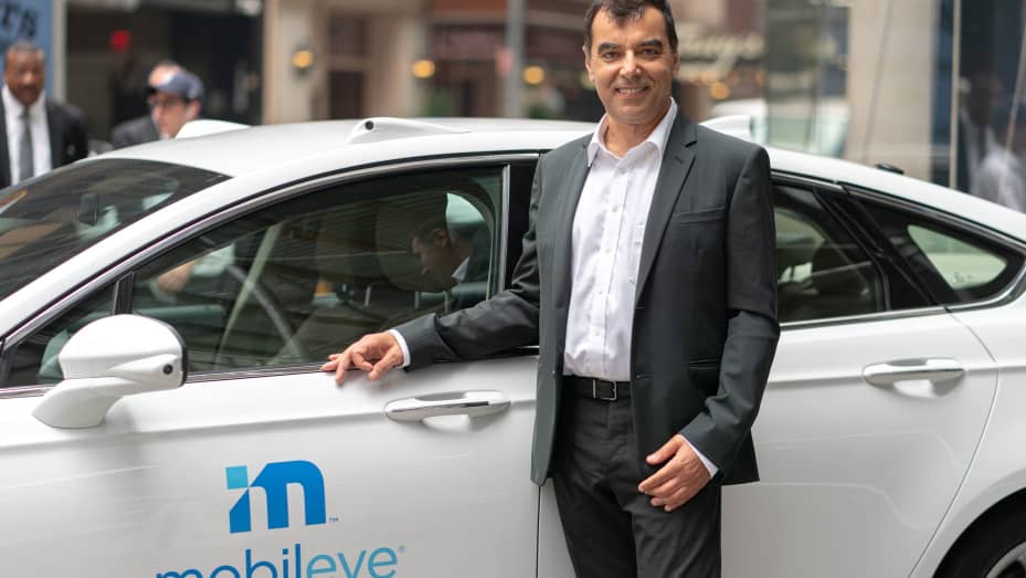 Người sáng lập kiêm Giám đốc điều hành của Mobileye Global Inc., Amnon Shashua.