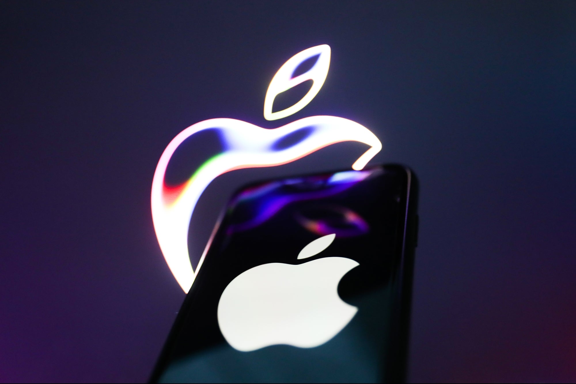 Liệu có quá muộn để mua cổ phiếu Apple?