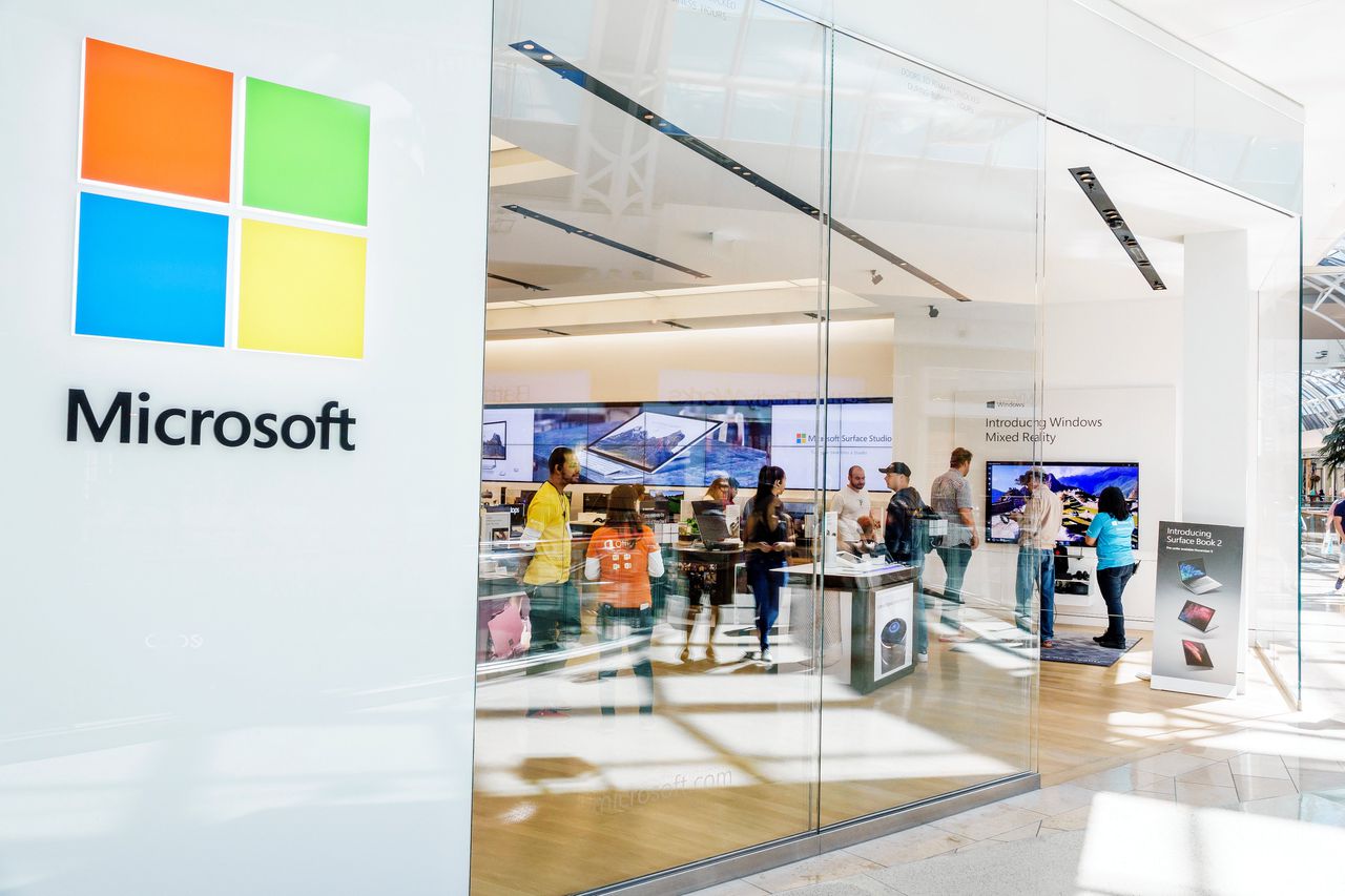 Có quá muộn để mua cổ phiếu Microsoft?
