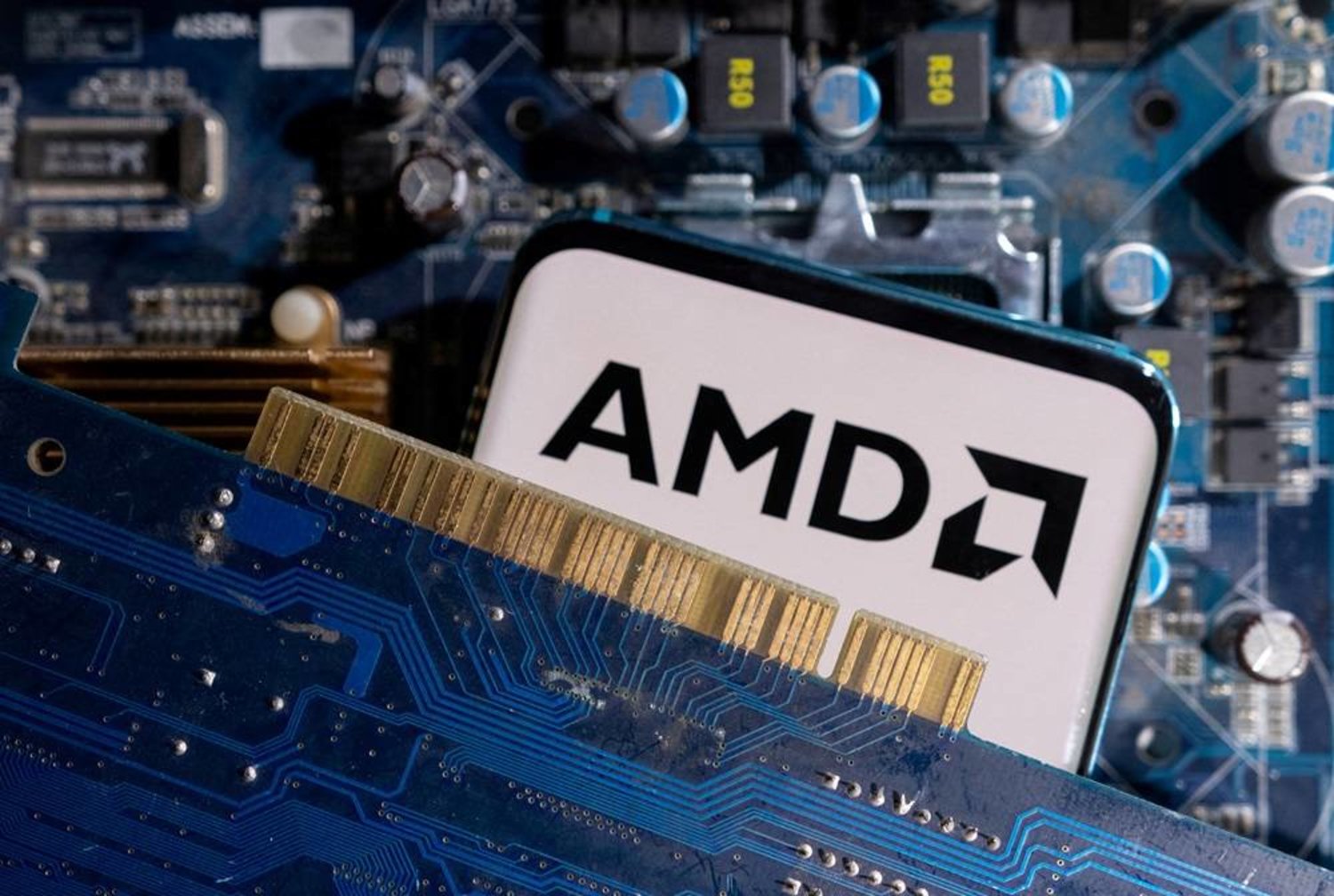 AMD: cổ phiếu bán dẫn siêu cấp bạn sẽ ước mình đã mua được khi giá giảm