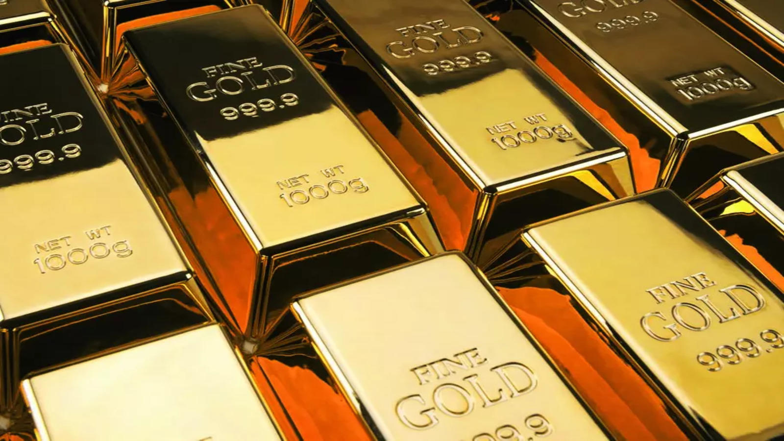 Tin vàng - dầu ngày 3/11/2023: Giá vàng và dầu đảo chiều đi lên sau khi Fed và BoE giữ nguyên lãi suất