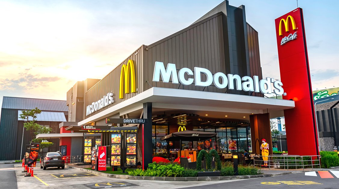 McDonald's tăng cổ tức thêm gần 10%: Cổ phiếu có đáng mua?