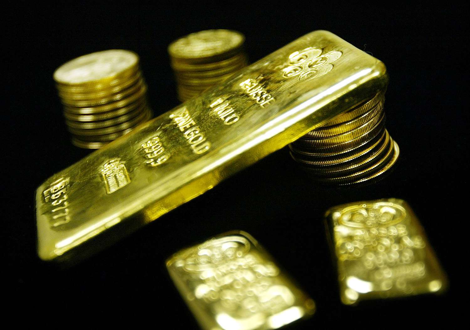 Dự báo Giá Vàng: Vàng tăng giá nhờ tín hiệu cắt giảm lãi suất của FED