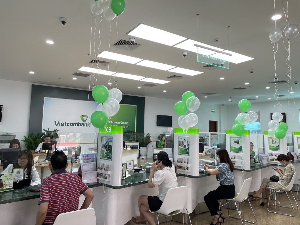 ngan-hang-vietcombank-ninh-binh