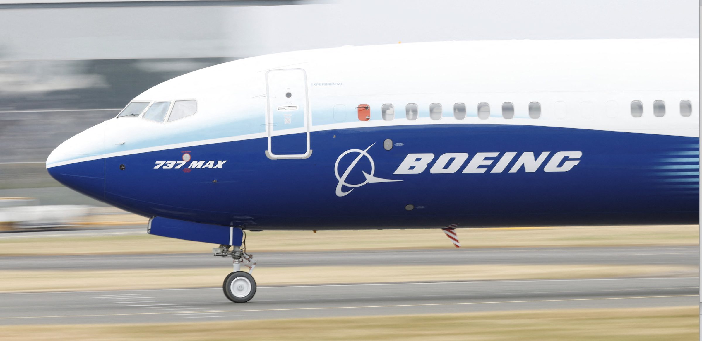 Có nên mua cổ phiếu Boeing ở thời điểm hiện tại?