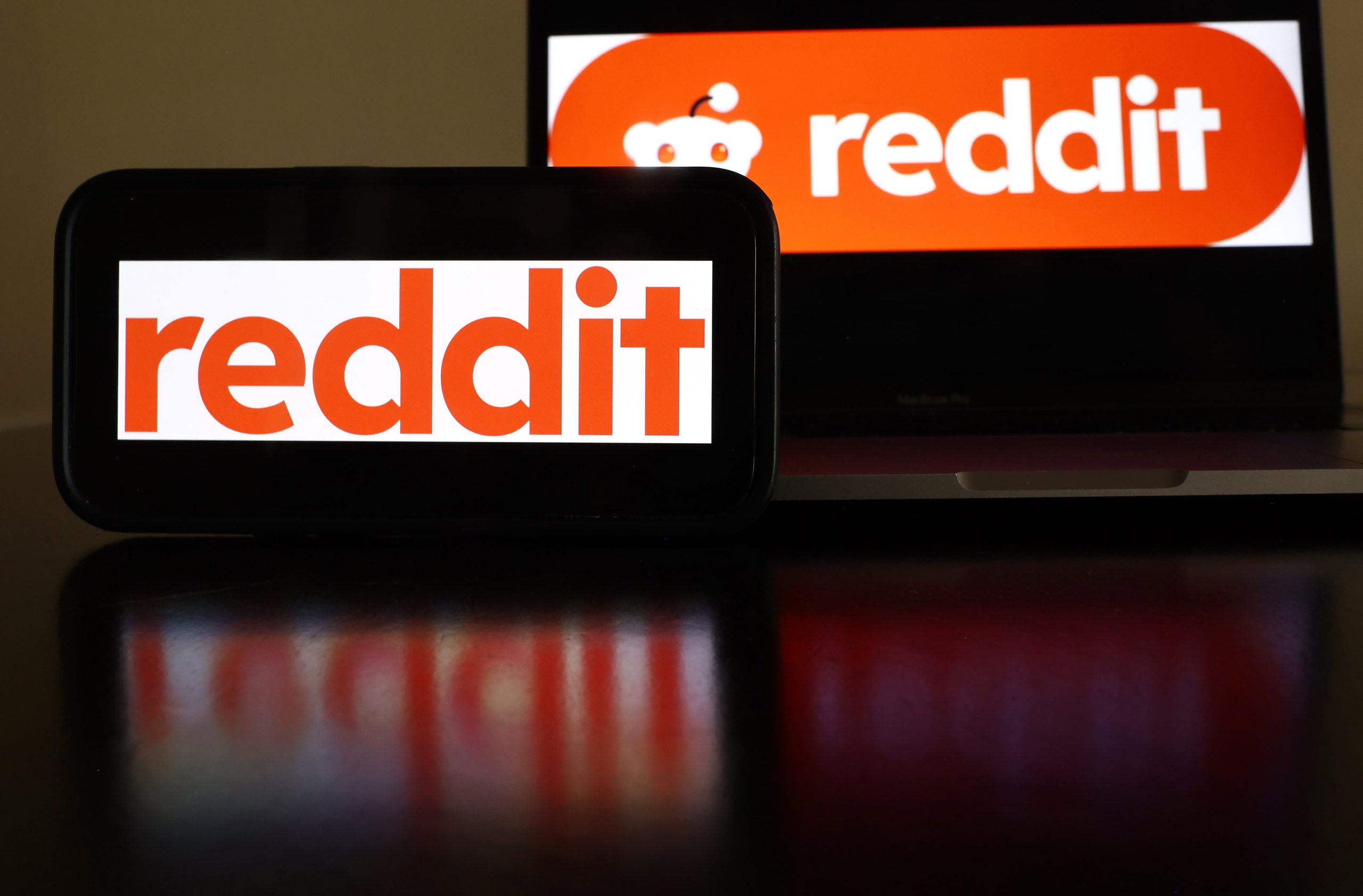 Reddit lên kế hoạch IPO trị giá 748 triệu USD