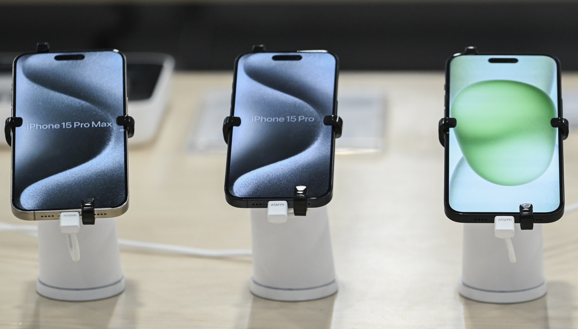 Thiếu đổi mới iPhone đang trở thành lực cản đối với Apple 