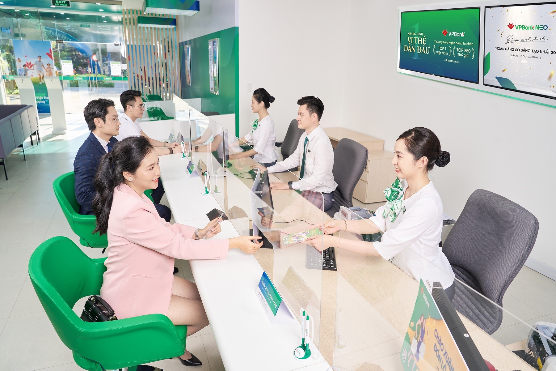 vpbank an giang ảnh