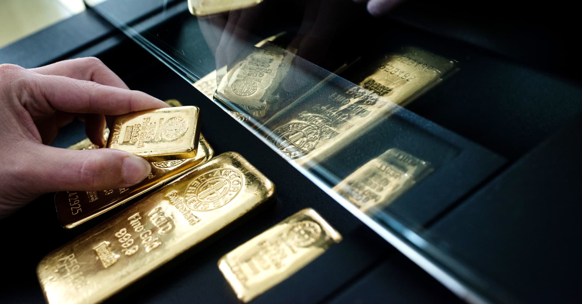 Tin vàng - dầu - Forex ngày 13/5/2024: Nhu cầu yếu, giá “vàng đen” đi xuống