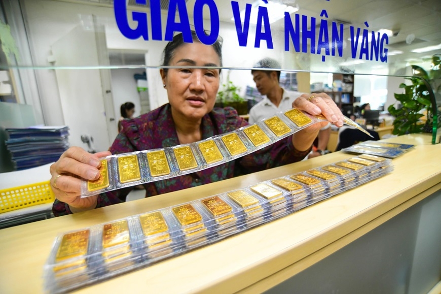 4-ngan-hang-truc-tiep-ban-vang-cho-nguoi-dan-1