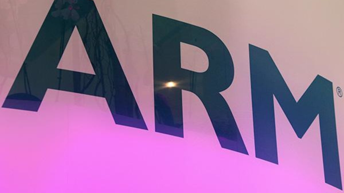 Arm Holdings nhắm tới Intel và thị trường PC; đã đến lúc mua cổ phiếu?