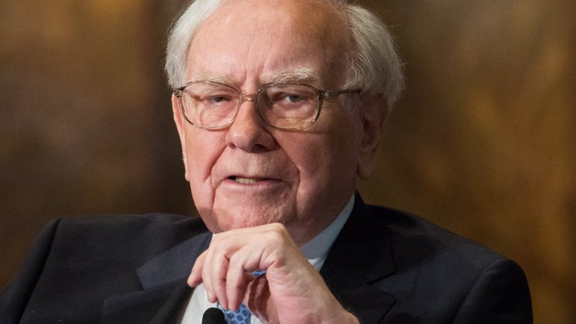Cách quản lý tài chính hiệu quả theo phong cách Warren Buffett
