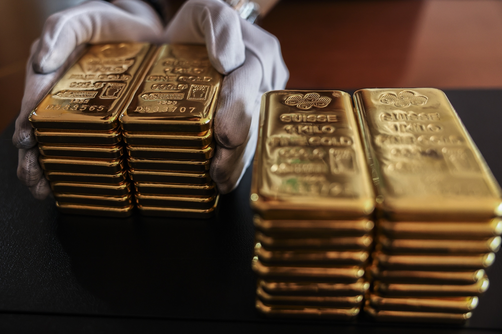 Tin vàng - dầu - Forex 5/7: EUR/USD tiếp tục chuỗi tăng điểm ngày thứ 7 liên tiếp